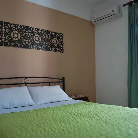 Koula Aparthotel 2*